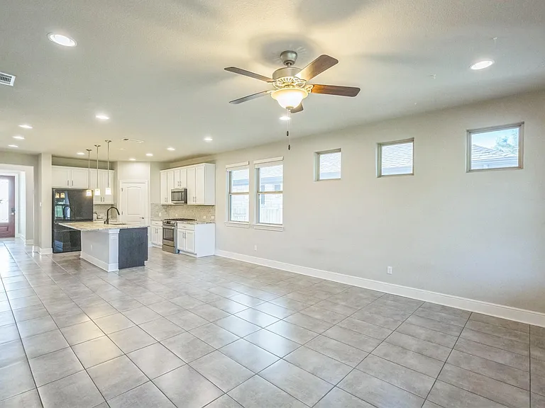305 Crossvine Trl — Photo 14