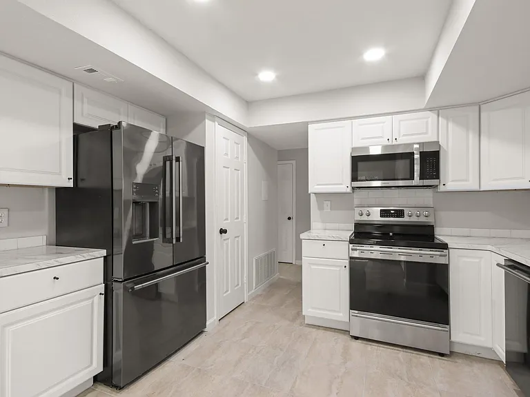 19511 Pine Echo Dr — Photo 8