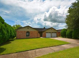 9906 Rustic Gate Rd, La Porte, TX 77571