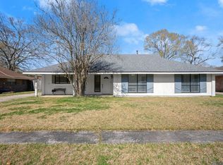 9715 Hardwood Dr, Baton Rouge, LA 70818