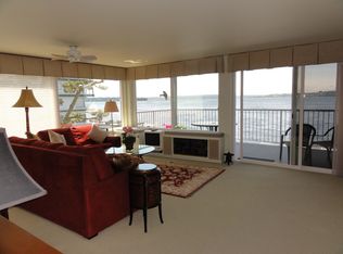 6501 Lake Washington Blvd NE APT 103, Kirkland, WA 98033