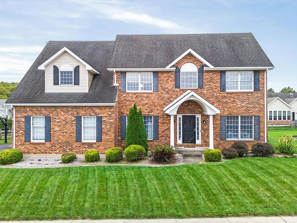 1st image of 104 Delilah Dr