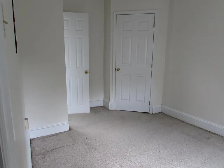 5429 Ridge Ave #1 — Photo 4