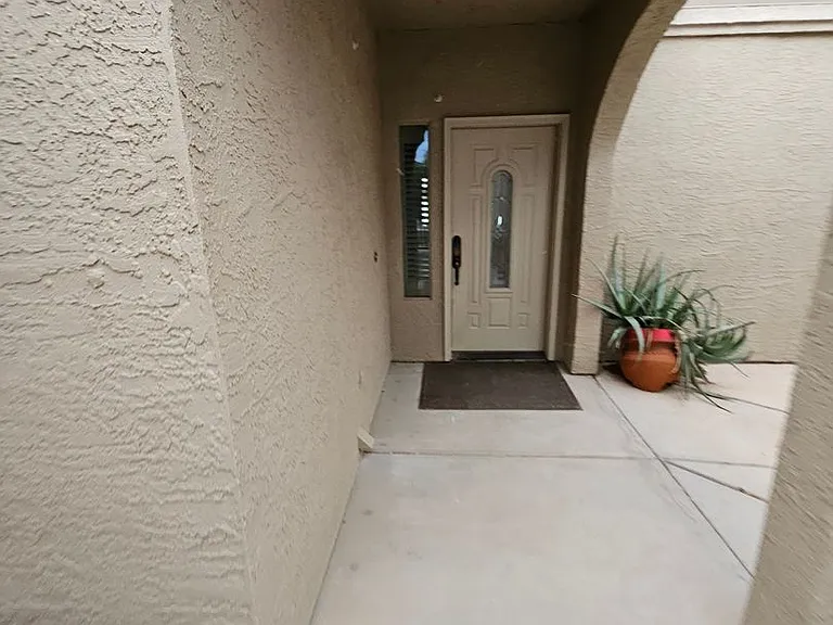 6219 S Los Lagos Cv — Photo 2