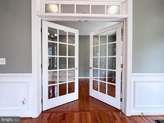 5th image of 22827 Oakgrove Rd