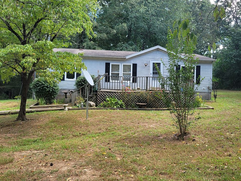 1st image of 145 Edgewood Ln