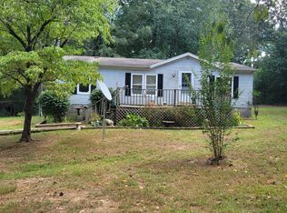 145 Edgewood Ln, Winchester, TN 37398
