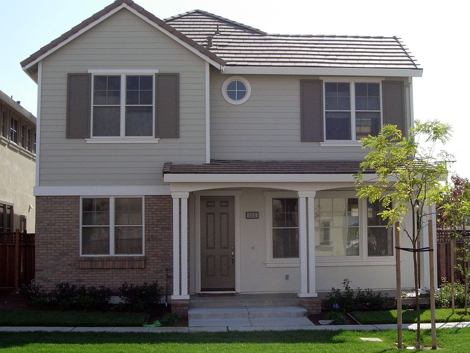 Front View - American Traditional