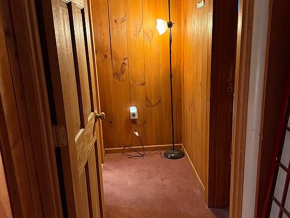 4th image of 397 Vfw Pkwy #2