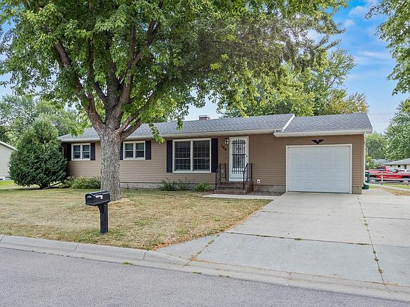 3rd image of 106 Ranch Ave