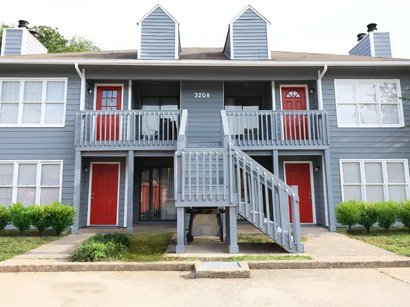 3208 Village Dr SW, Huntsville, AL 35805