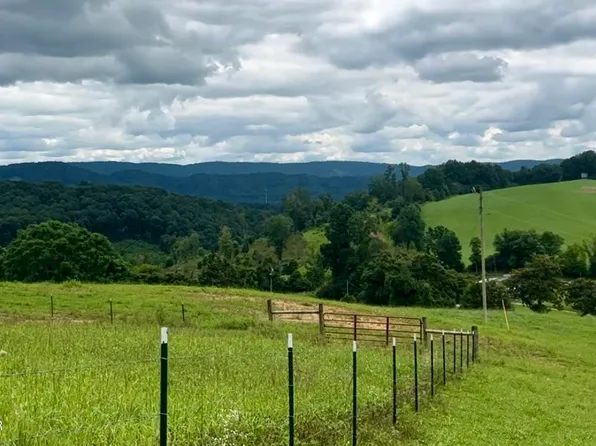 Giles Ln, Harrogate, TN 37752