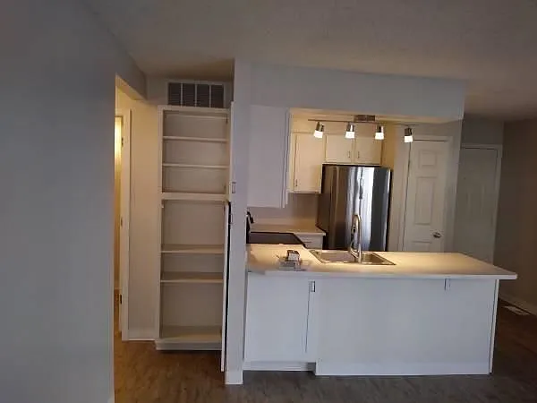 Victoria Inn Apts — Photo 22