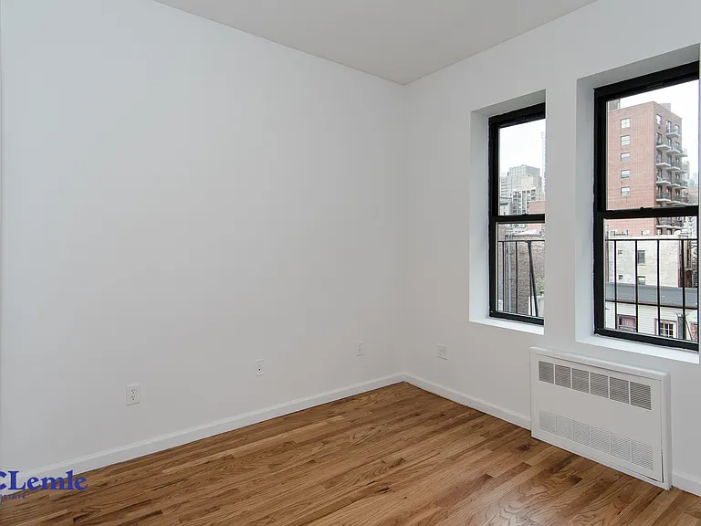 141 E 26th St #6D — Photo 9