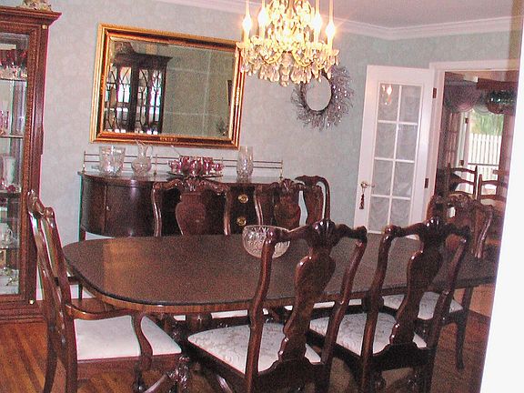 formal dining room