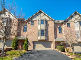 102 Brandon Way, Coraopolis, PA 15108