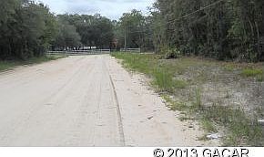 2nd image of 125 Gloria Dr