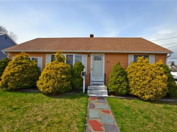 61 Charity St, East Providence, RI 02914