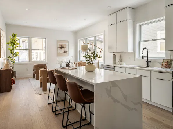 140 Shirley St #206, Winthrop, MA 02152