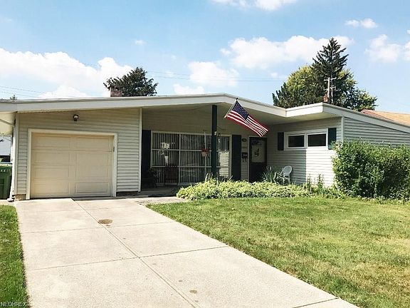 2nd image of 6668 Newbury Ln