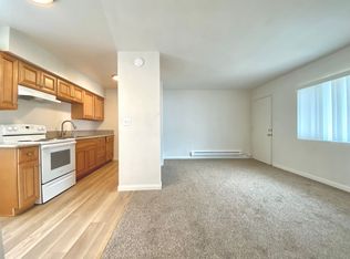 2985 Bayside Ln #3, San Diego, CA 92109