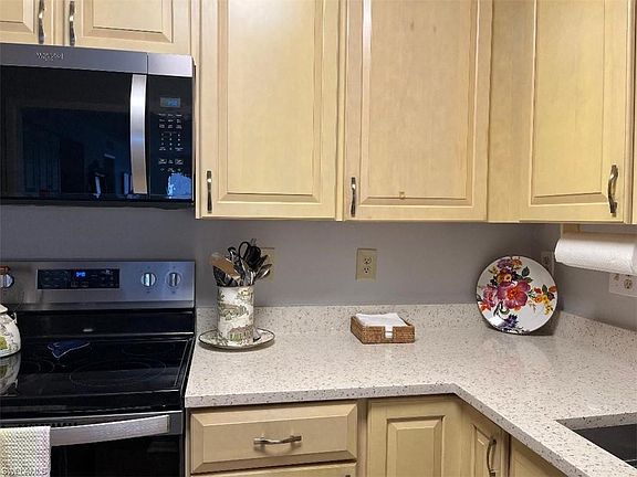 5th image of 4140 Crayton Rd #6D