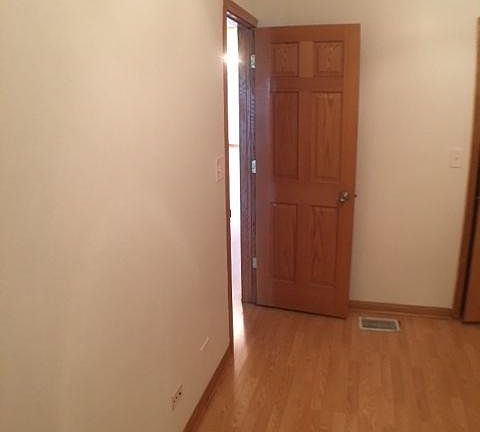 4th image of 901 Harcourt #1