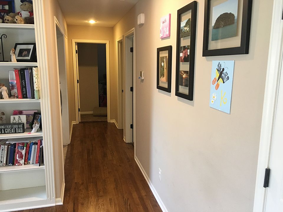 1st image of 924 Redwood Ct