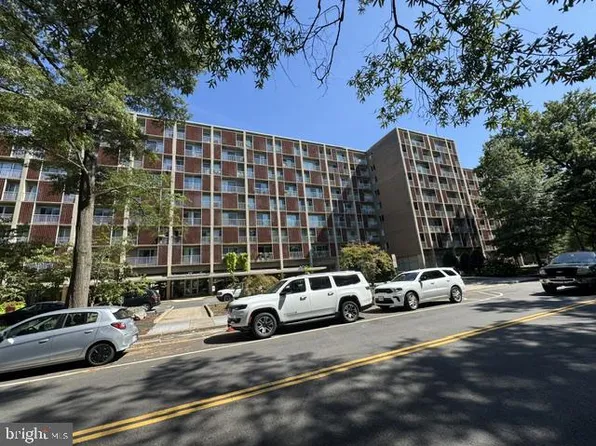 800 4th St SW APT N703, Washington, DC 20024