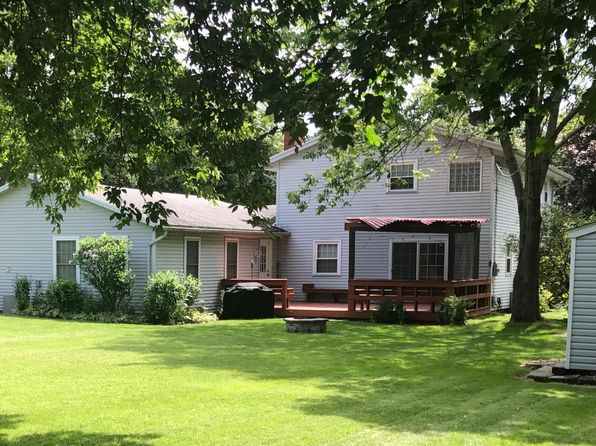 37 Royal View Dr