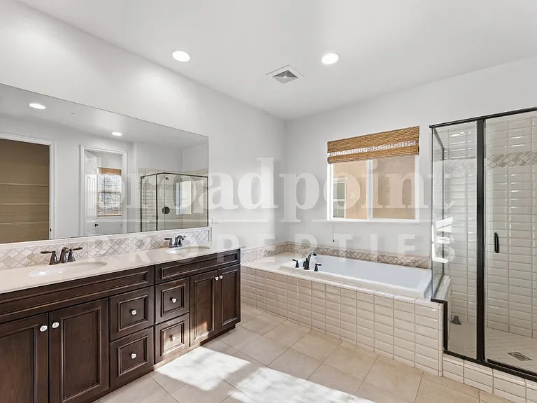 1672 N Las Flores Dr — Photo 24