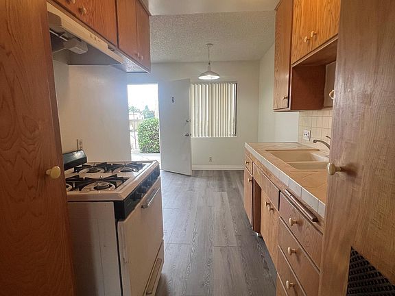 3rd image of 5920 Golden West Ave APT 3