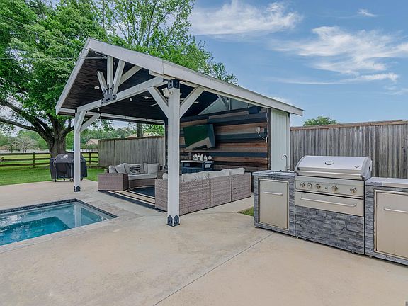 5th image of 36444 C Braud Rd
