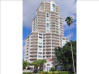 5th image of 3507 Bayshore Blvd Unit 1501