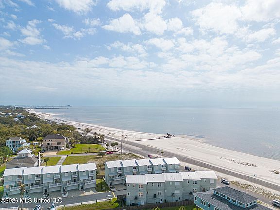 2nd image of 707 W Beach Blvd #707