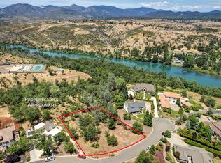 866 Palatine Ct, Redding, CA 96001