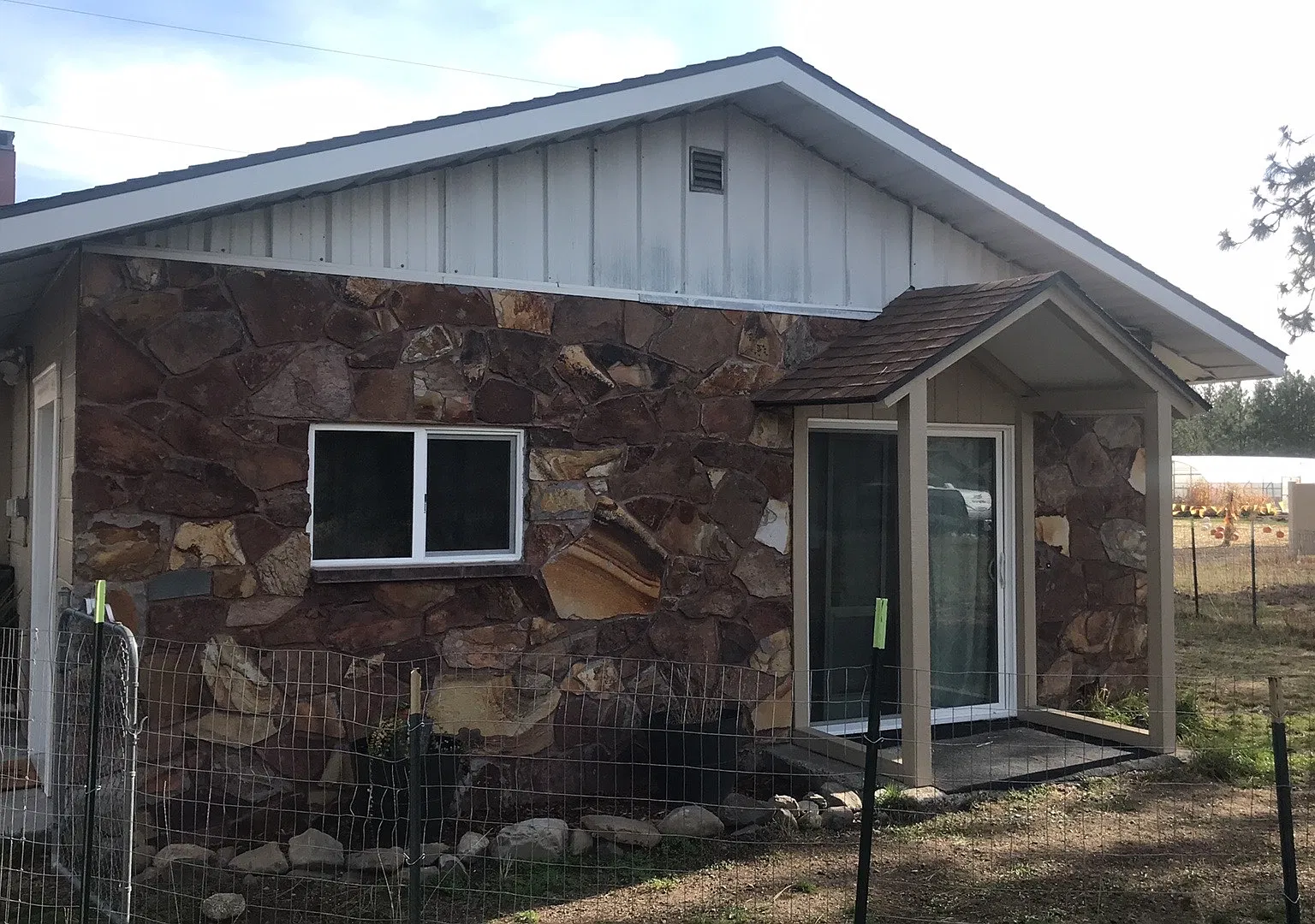 Lakeview Dr, Nine Mile Falls — Photo 1