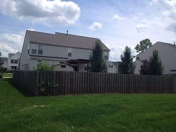 3rd image of 10080 Edgerton Dr