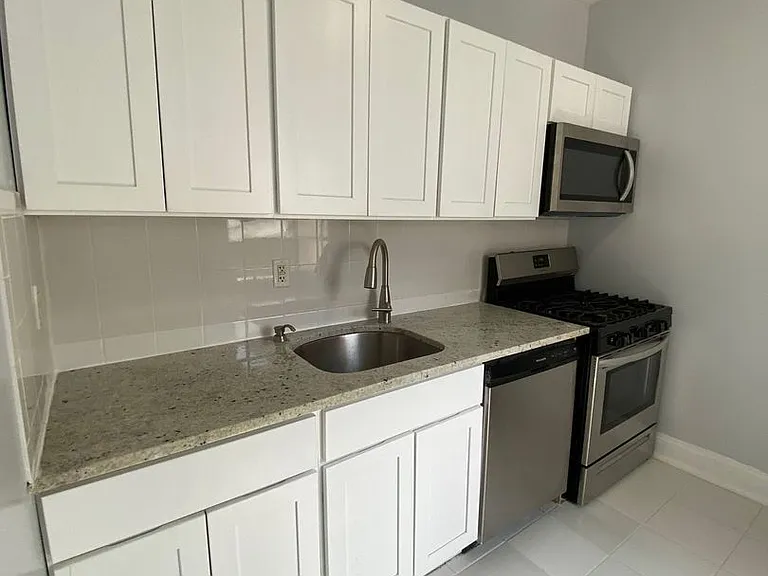6412 - Golden Crest 6412 Park Avenue, LLC — Photo 13