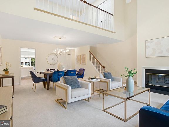 3rd image of 1300 Putnam Blvd #43