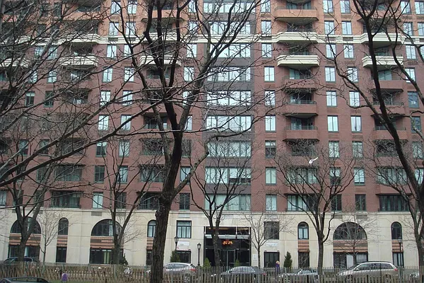 Rented by Corcoran | media 30