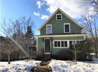 106 Meridian St, Greenfield, MA 01301