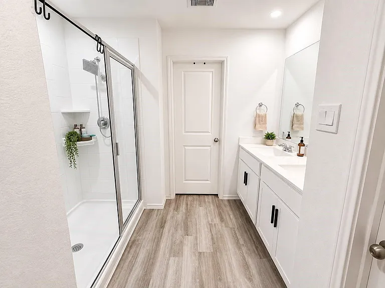 4243 Brinkworth Dr — Photo 8