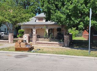 2808 Lipscomb St, Fort Worth, TX 76110