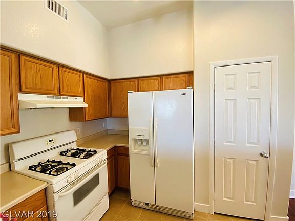 5th image of 9303 Gilcrease Ave Unit 2209