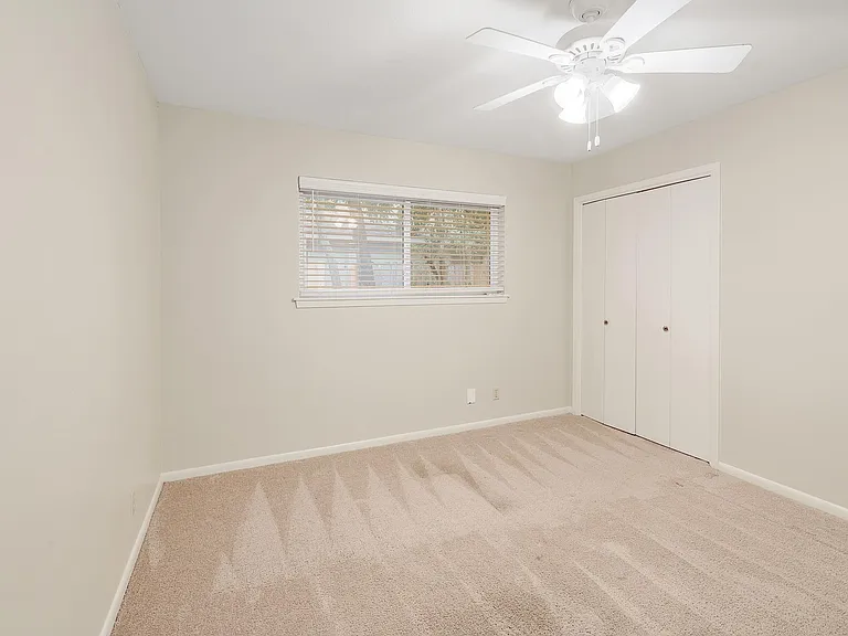 8609 Melshire Dr — Photo 19