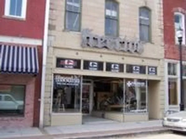 208 N Holden St, Warrensburg, MO 64093