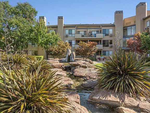 3rd image of 39152 Guardino Dr APT 306