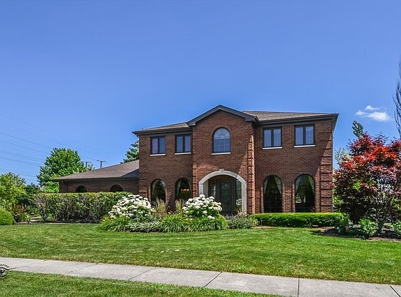 2nd image of 13921 Blackhawk Ln