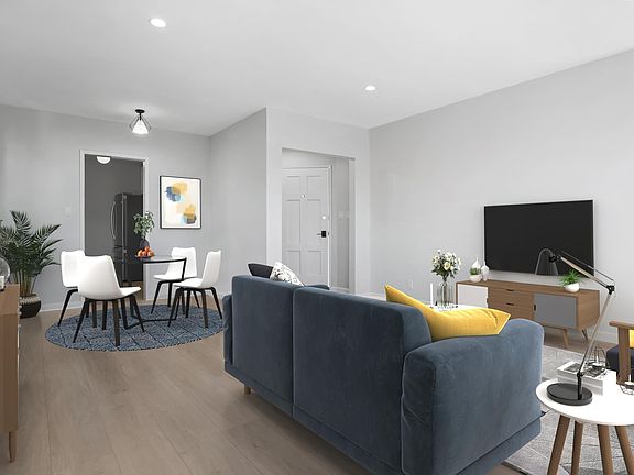 3rd image of 1514 Stearns Dr #1514
